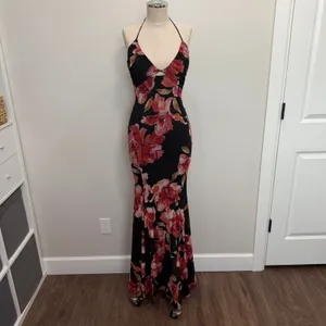 Windsor S Maxi Dress Malia Halter Floral Mesh Mermaid Ruched Formal Event Guest thumbnail 3
