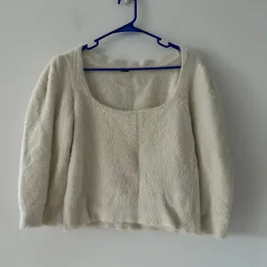 Free People Moonbeam Fluffy White Puff Sleeve Sweater Top Size M thumbnail 3
