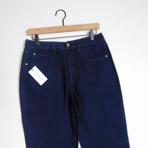 NWT!! WEWOREWHAT Low Rise Dad Jeans Dark Wash Blue Raw Hems Denim Casual Size 27 thumbnail 3