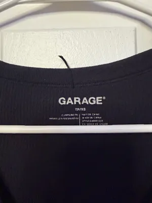 Garage Short Sleeve Crop Top thumbnail 3