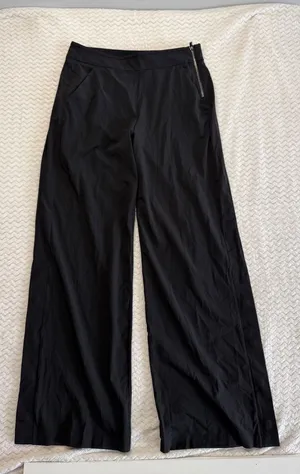 Athleta Black Wide Leg Side Zip Trousers Snap side Pants Size 4 thumbnail 1