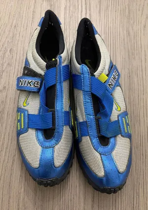 Vintage Nike Women’s Cycling Shoes Blue Gray Size 7.5 thumbnail 1