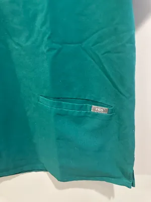 FIGS Casma Three Pocket Scrub Top thumbnail 4