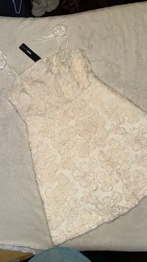 FashioNova Woman’s L dress thumbnail 1