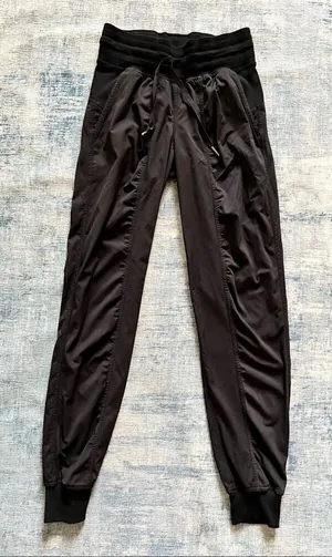 Lululemon Black Dance Studio Mid Rise Jogger Size 2 thumbnail 1