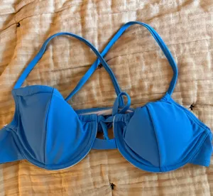 Blue bikini top thumbnail 1