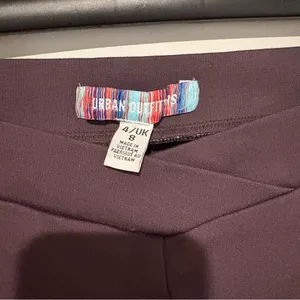 Urban Outfitters ‎ crossover flare Trouser leggings deep purple size 8 thumbnail 3