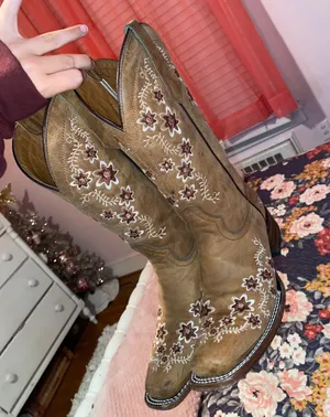 CircleG Leather Pointed Toe Cowgirl Boots thumbnail 2
