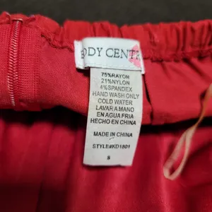 Strapless red dress thumbnail 3