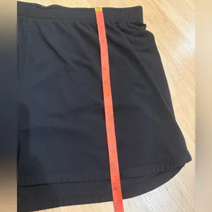 Under Armour Women's Athletic Shorts thumbnail 5