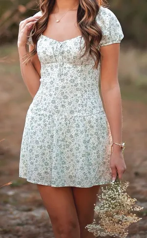 Hollister Maxi Dress Floral thumbnail 1