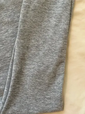 ALO YOGA | High-Waist Alosoft Lounge Leggings in the color Heather Gray thumbnail 5