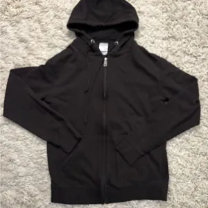 Essential Black Full Zip thumbnail 1