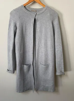 Cardigan thumbnail 1