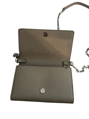 Tory Burch Robinson Chain Wallet in French Gray NWOT thumbnail 7