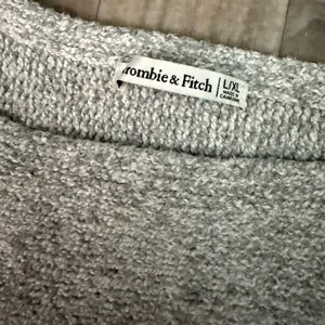 Abercrombie and fitch grey marled knit batwing sweater thumbnail 2