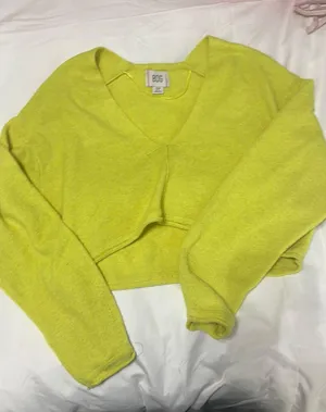 BDG Sweater thumbnail 1