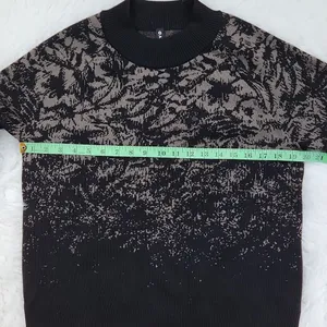 Athleta Women Jacquard Crew‎ Sweater in Frosted Floral Black And Tan Extra Small thumbnail 6