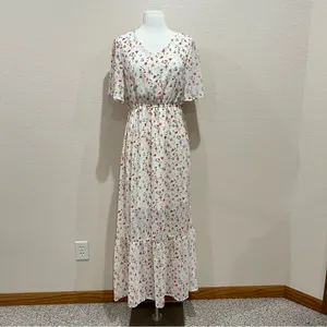 Cream Floral Tiered Maxi Dress Size Large thumbnail 9