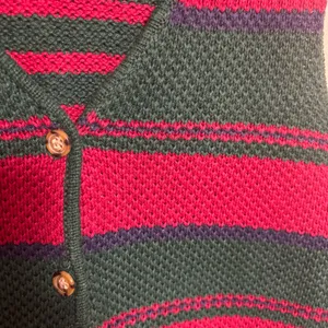 Vintage Nuggets Women’s Sweater Vest Button Down Red Green Stripe Holiday Medium thumbnail 2