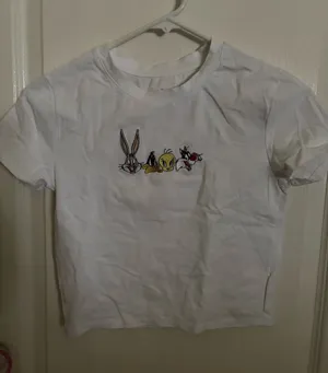 Warner Bros. White Tee with Looney Tunes Embroidered Faces Size undefined thumbnail 1