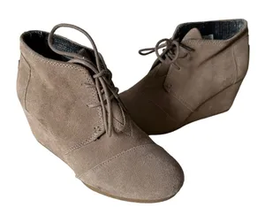 TOMS Ankle Booties Suede Leather Lace Up Wedges Women's‎ Shoes Size 8 thumbnail 1