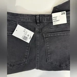 Forever 21 Distressed Knee High Rise Skinny Jeans Black Size 28‎ NWT thumbnail 8