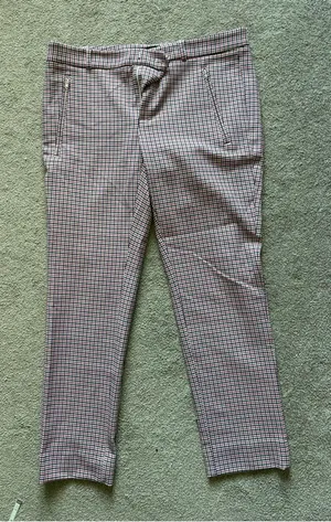 Banana Republic Sloan Pants - 8 - pink, black, tan plaid. thumbnail 1