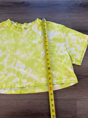 Lululemon All Yours Yellow Tie Dye Crewneck Crop Top Short Sleeve Shirt thumbnail 5