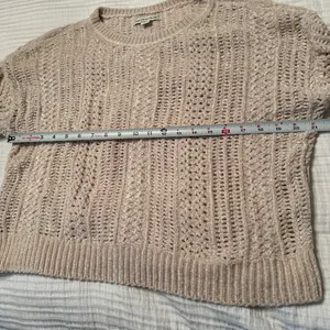 American Eagle Outfitters Sweater - Size M thumbnail 7