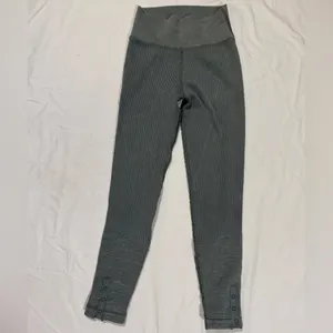 Offline Aerie Main Squeeze Seamless High Waisted Waffle Leggings Royal Palm S thumbnail 2