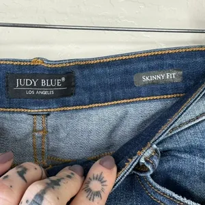 Judy Blue Catch and Release Side Slit Skinny Fit High Rise Dark Wash Denim Jeans thumbnail 10