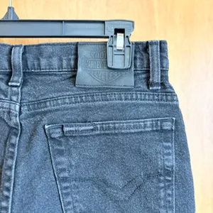 Harley Davidson Straight Leg Jeans Womens 6L‎ Black Faded Biker Moto 99015-05VL thumbnail 3