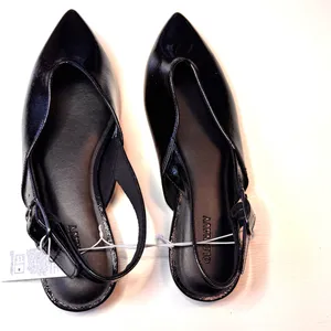 Old Navy Black Ankle Buckle Slingback Pointed Toe Women's Shoes Sz 9 NWT thumbnail 2