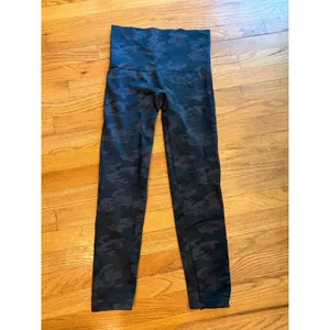 Spanx‎ Leggings Womens XL Black & Gray Camo Camouflage High Waisted Pants thumbnail 2