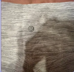 Lululemon Leggings- Wunder Under High Rise 25" thumbnail 5
