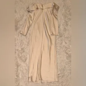 NEW Significant Other Nadia Off the Shoulder Long Sleeve Satin Maxi Dress sz 6 thumbnail 6