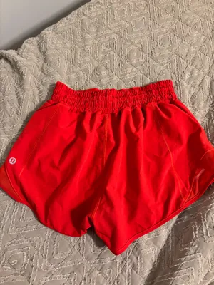 lululemon shorts  thumbnail 2
