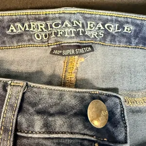 American Eagle Outfitters Highest Rise Jegging Jeans 6 Short Light Wash Stretch thumbnail 5