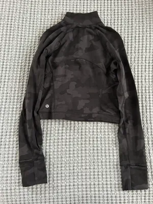 Quarter-Zip thumbnail 3