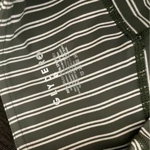 Glyder Sultry Legging in Moss & Oatmilk Stripe thumbnail 9