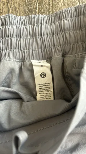Lululemon Hotty Hot Shorts 4” thumbnail 3
