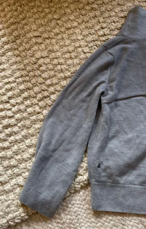 Lululemon Sweater thumbnail 3