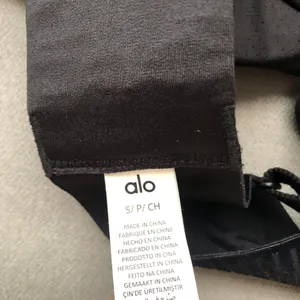 Alo Yoga Airlift Line Up Bra Black S thumbnail 4