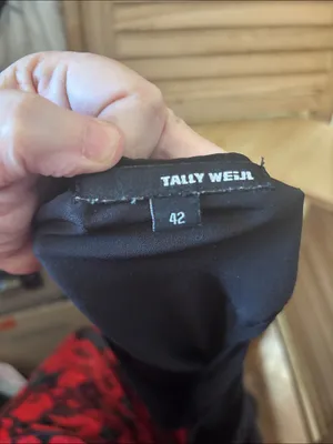 Tally Weijl Black Sequin Overlay Sleeveless Top 42/12 thumbnail 4