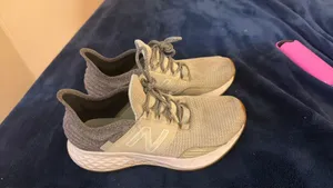 New Balance Shoes Women’s thumbnail 2