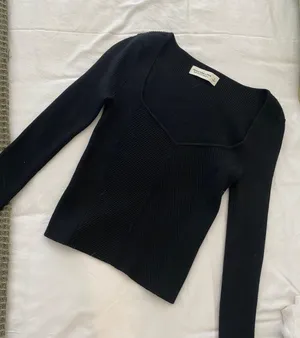Black Abercrombie Knit Long Sleeve thumbnail 1