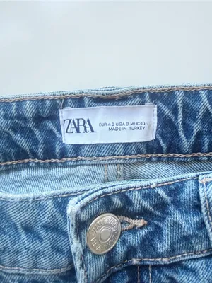 Zara High Waisted Straight Jeans Size 8 thumbnail 4