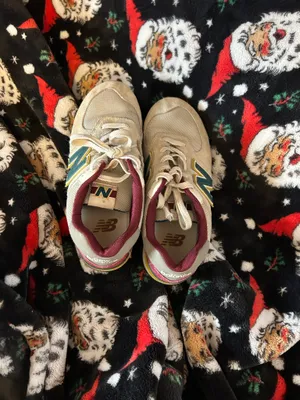 New Balance Shoes Women’s thumbnail 2