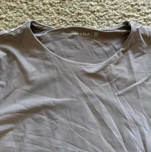 Abercrombie Seamless Long Sleeve thumbnail 2